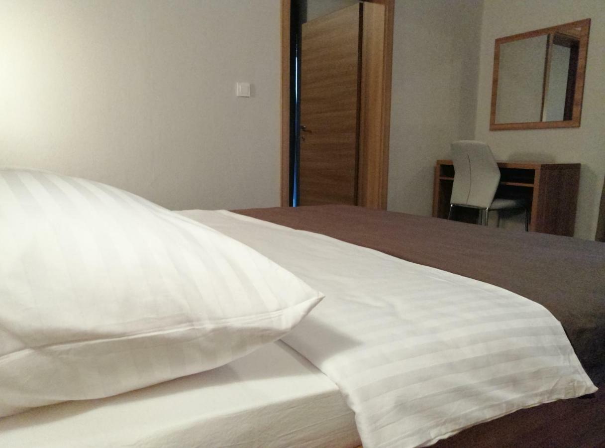 Apartmani Simon 洛帕 外观 照片