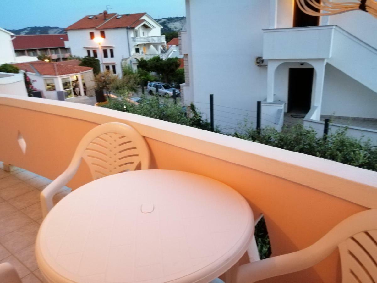 Apartmani Simon 洛帕 外观 照片