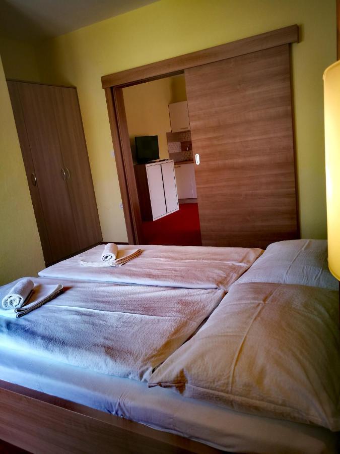 Apartmani Simon 洛帕 外观 照片